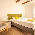 Holiday home In With Wifi *