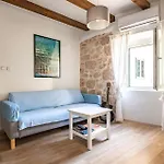 Holiday home In With Wifi *