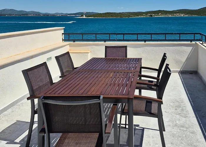 In With Wifi Betina (Sibenik-Knin)