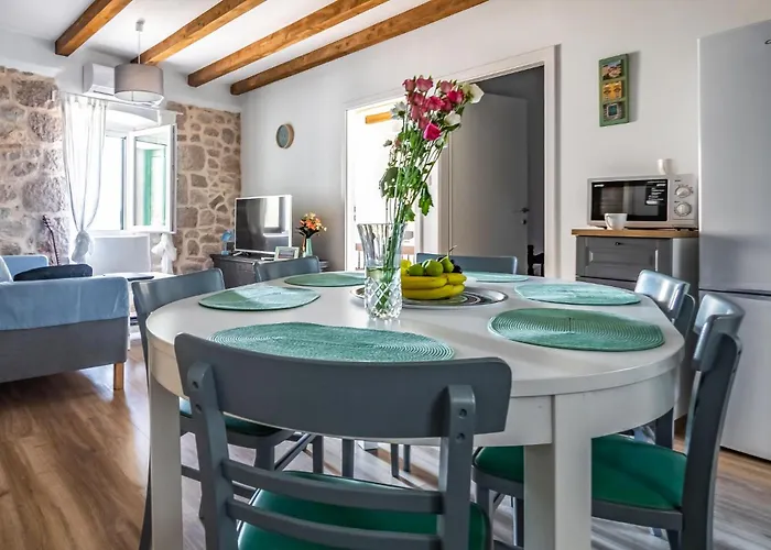 Сasa de vacaciones In With Wifi